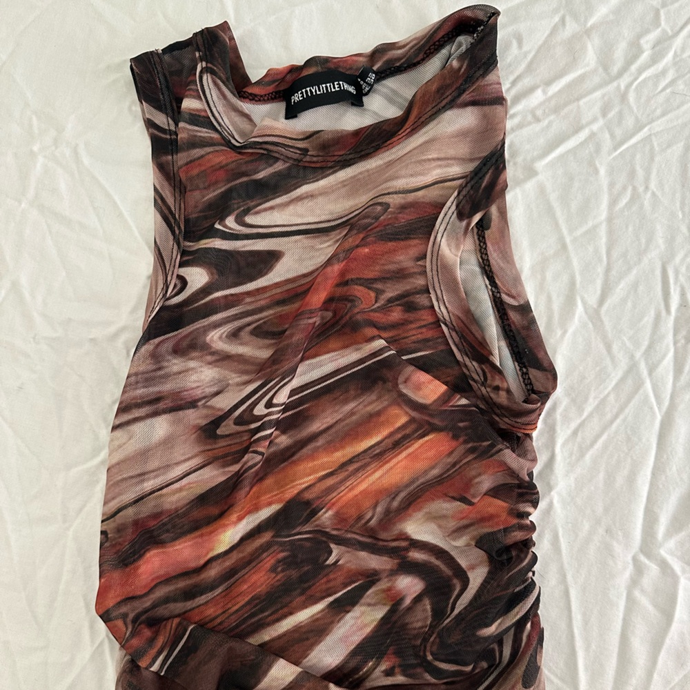 PrettyLittleThing Multicolor Swirl Top